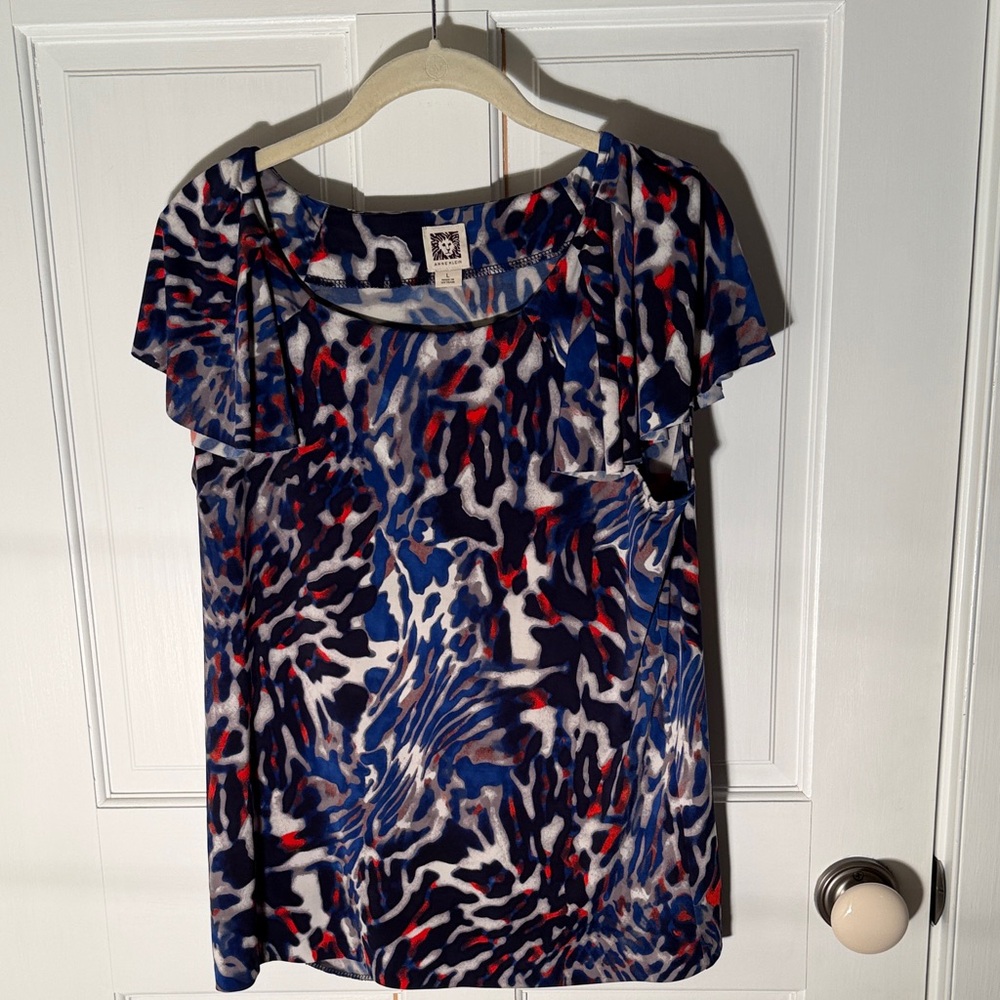 Anne Klein Navy, White & Red Abstract Flutter Sleeve Top